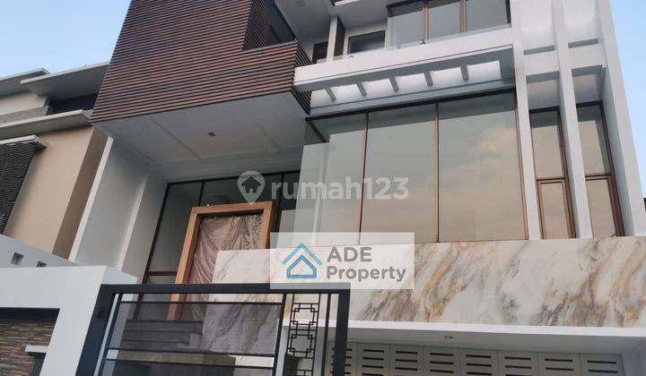 Dijual Cepat Rumah Elite di Permata Buana Marmer Granite