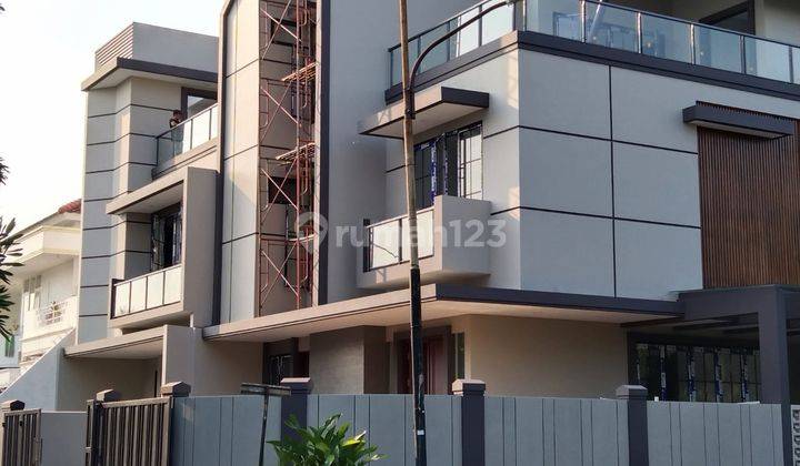 Dijual Rumah Baru 3lantai Minimalis Modern Permata Buana 2