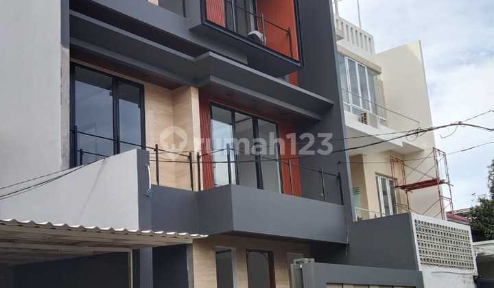 Dijual Rumah Baru di Kawasan Puri Indah 2