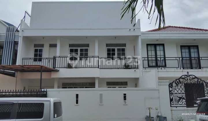 For Sale House in Permata Buana 2