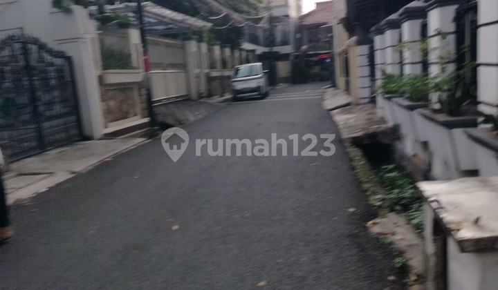 Rumah Jalan 2 Mobil 2