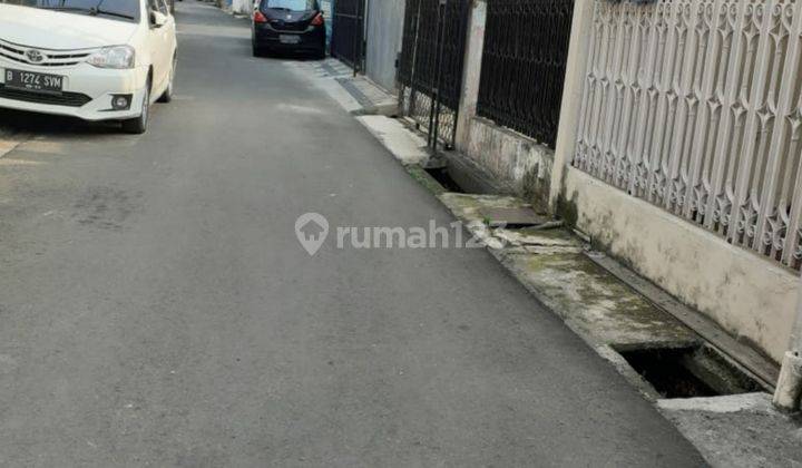 Rumah lama hitung tanah jalan 2 mobil 2