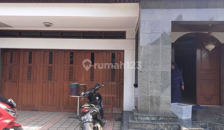 Rumah jalan raya bisa untuk kantor atau usaha  2