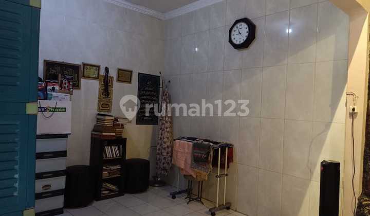 Rumah 2 lantai 13