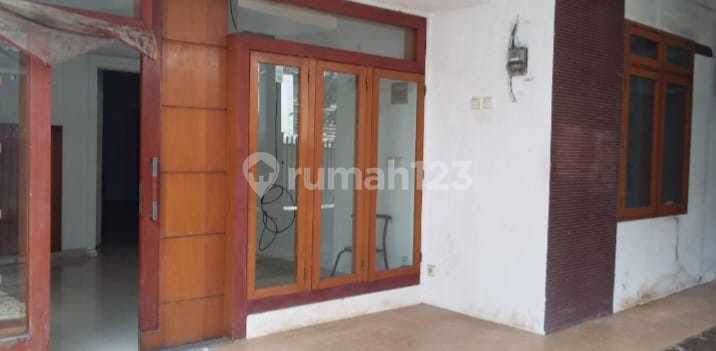 House can be used as an Office or Employee Mess. 2