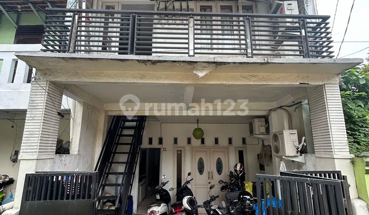 Rumah Kos 2 Lantai Lokasi Strategis