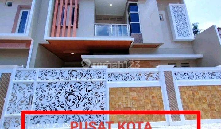Rumah Mewah Mangkubumen Solo 1