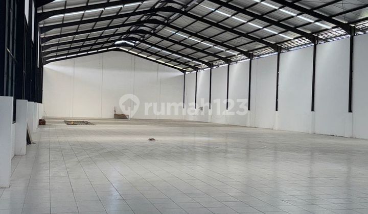 Sragen Warehouse Near Toll Exit