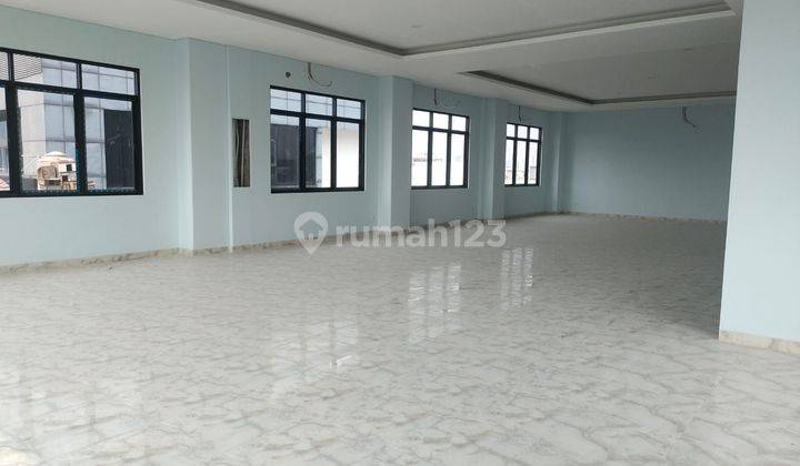 Dijual Gedung Kantor 3 Lantai Jl. Letjend Soprapto Jakarta Pusat 2