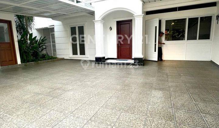 Dijual Rumah Pondok Indah Siap Huni 2 Lantai Jakarta Selatan 1