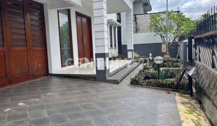 Disewakan Rumah Kayu Putih 2 Lantai Siap Huni Jakarta Timur 1