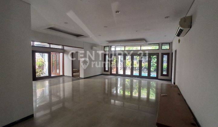 Disewa Rumah 2 Lantai Siap Huni Area Senopati Jakarta Selatan 1