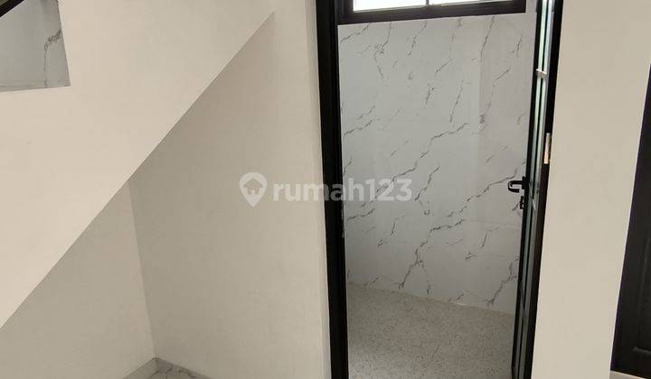 Dijual Rumah Perumahaan Nirwana Residen Jakarta Selatan 2