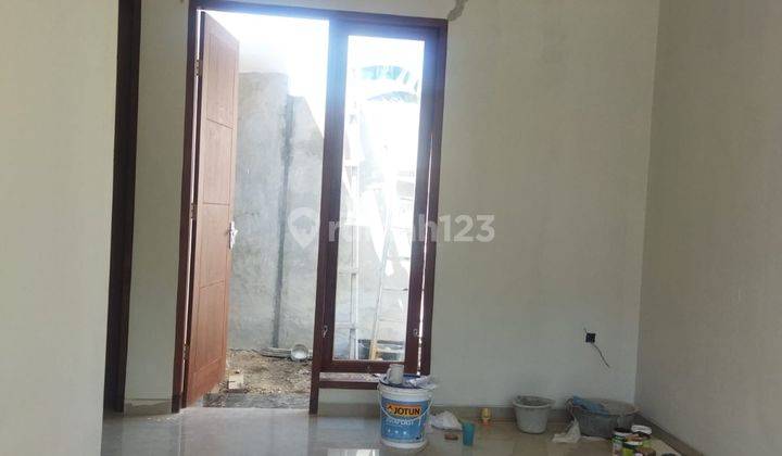 Rumah Cantik Dekat Swalayan Pamella 7 Purwomartani 7