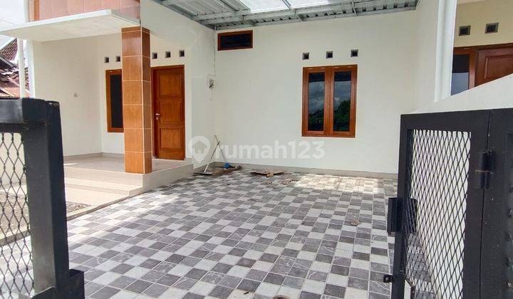 Dijual Rumah Baru Siap Huni Dekat Spbu Kadisoka Purwomartani 2