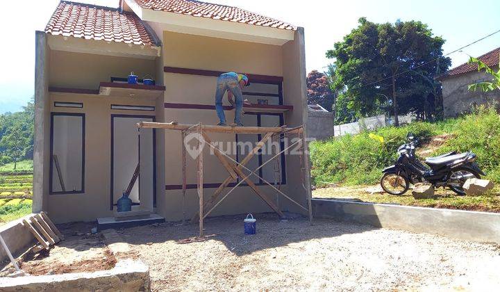 205Jt! RUMAH HADAP JALAN RAYA DESA UJUNGBERUNG Rumah di Ujungberung hadap Jalan Raya Desa SHM Unfurnished Baru 3