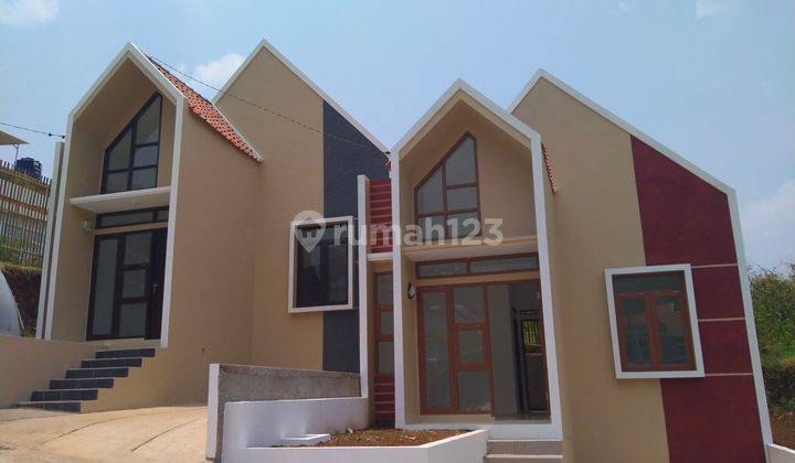 Rumah Siap Huni Scandinavian Dataran Tinggi Cibiru 1