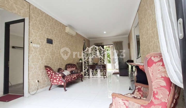 Rumah Ada Taman Belakang Semi Furnish Bisakpr di Melia Graha Raya Rumah Ada Taman Belakang Semi Furnish Bisakpr di Melia Graha Raya