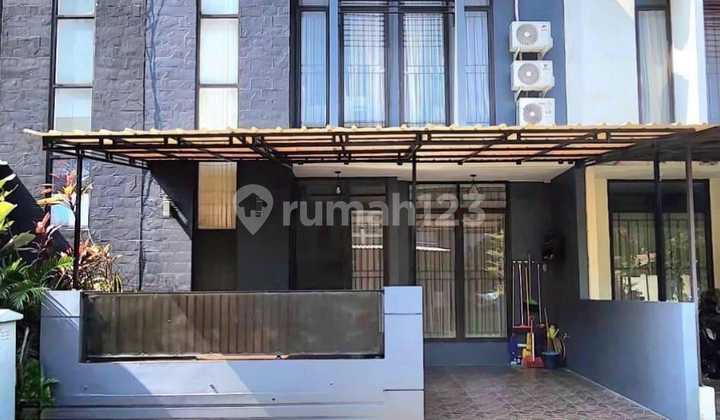 2-Story Minimalist House Ready to Occupied with KPR available in Bintaro Sector 9