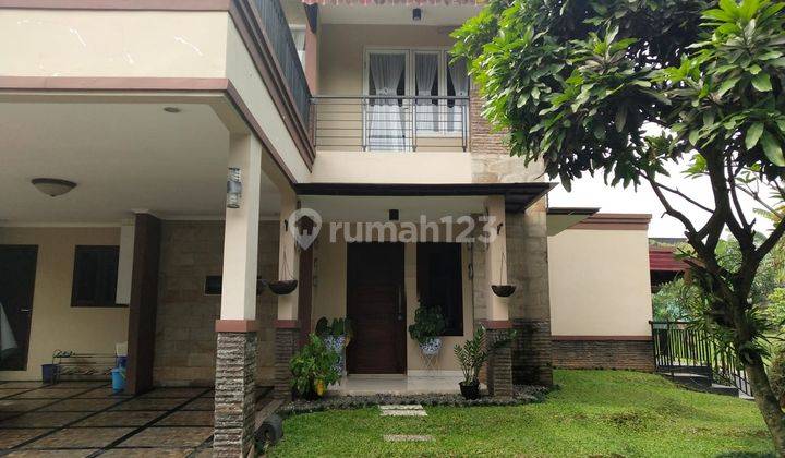 Rumah Hook 2 Lantai Lokasi Depan Taman di Serpong BSD City 1