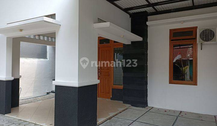 Rumah 1,5 Lantai Disewakan Siap Huni Di Duta Bintaro Kunciran 2