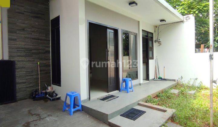 Rumah 2 Lantai Minimalis Siap Huni di Bintaro Jaya Sektor 5 2