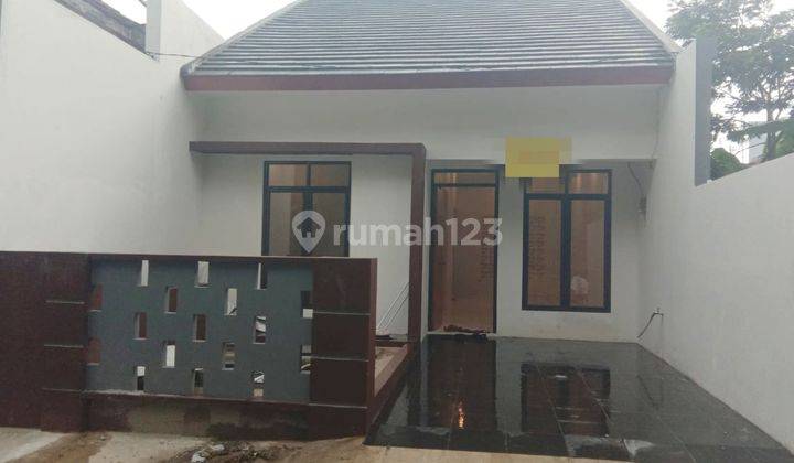 Rumah Murah Sudah Renov Ada Kitchen Set Dan Kanopi Di Graha Raya  1