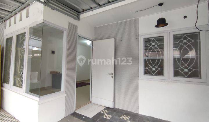 Rumah Baru Renovasi Nyaman Siap Huni di Graha Raya Bintaro 1