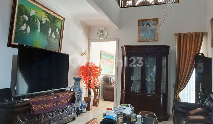 Rumah Sudah Renov Ada Taman Belakang di Camar Bintaro Jaya Sektor 3