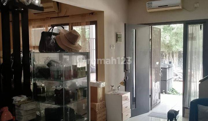 Rumah 2 Lantai Rapih Siap Huni di Emerald Bintaro Sektor 9  2