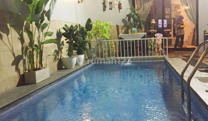 Rumah Minimalis Tanah Luas Ada Kolam Renang di Melia Graha Raya 1