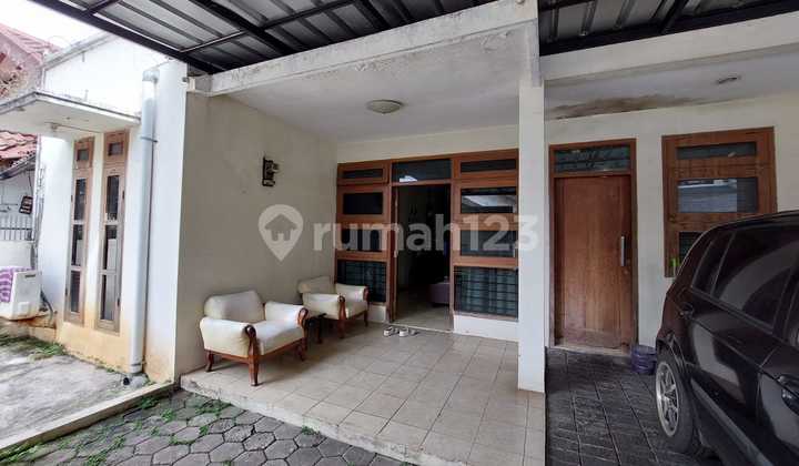 Rumah Tanah Luas Ada Taman Bisa Kpr Di Bintaro Sektor 3 2