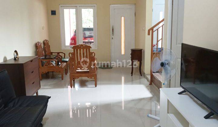 Rumah 2 Lantai Full Dak Parkiran Luas Di Duta Bintaro Tangerang  2