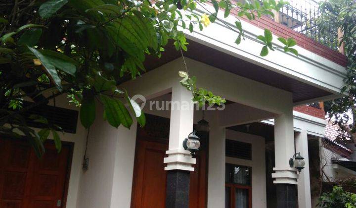 Rumah Hook Tanah Luas Ada Taman Belakang Di Bintaro Sektor 5 1