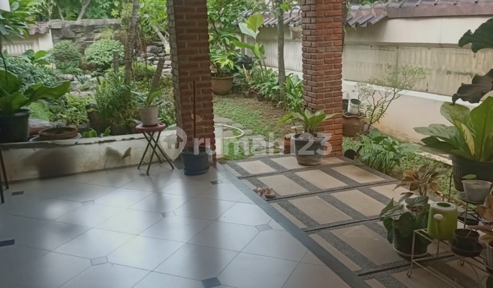 Rumah Hook Murah Ada Taman Belakang 200 Mtr ke MRT di Lebak Bulus 2