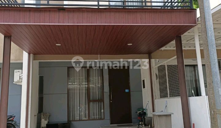 Disewakan Rumah 2 Lantai Balkon Luas di Fortune Graha Raya 1