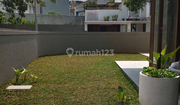 Rumah Hook Baru Renov Ada Taman Belakang Di Puri Bintaro Sektor 9 2