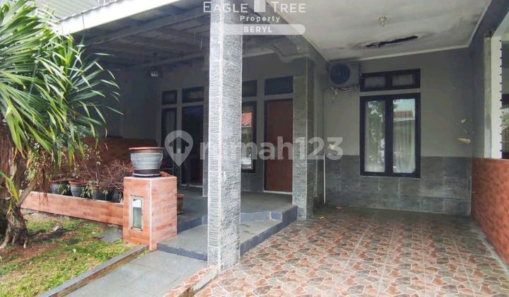 Rumah Ada Taman Belakang Shm Bisa Kpr Di Graha Raya Tangerang Rumah Ada Taman Belakang Shm Bisa Kpr Di Graha Raya Tangerang