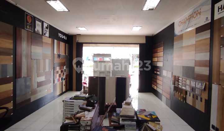 Fast Sale Shop House Strategic Location on Boulevard Street In Graha Raya 2