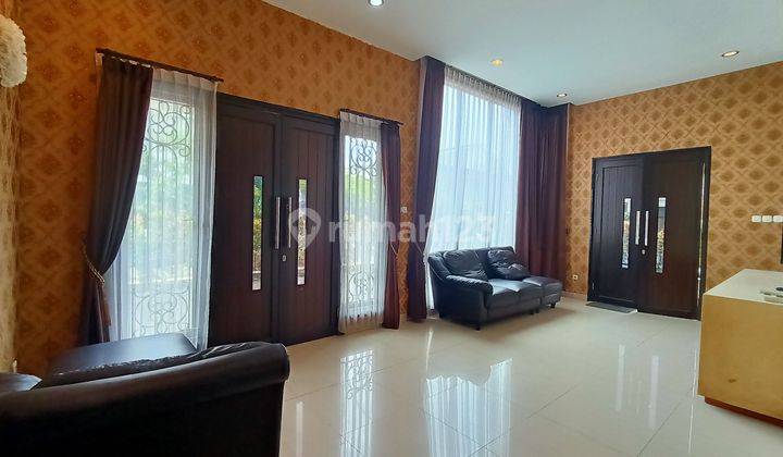 Disewakan Rumah Hook Semi Furnish Di The Green Bsd City 1