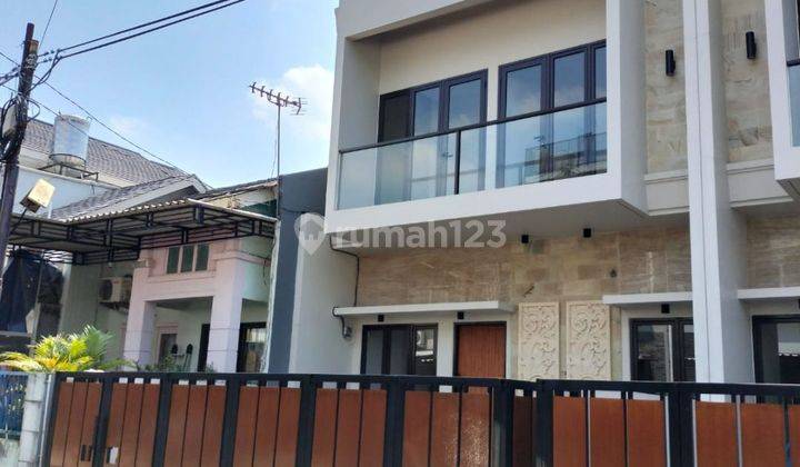 Rumah Sudah Renov Minimalis Siap Huni Di Kencana Loka BSD City 1