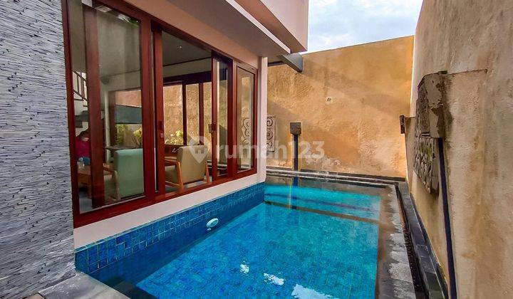 Beach Side Tropical Villa Sanur 11