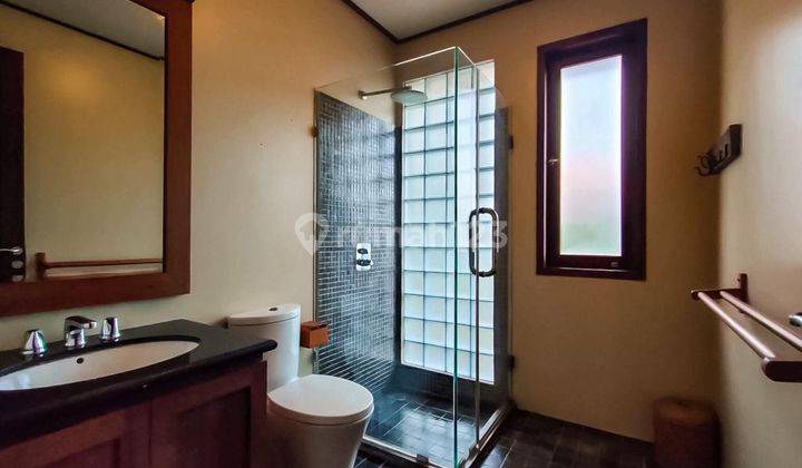 Beach Side Tropical Villa Sanur 24