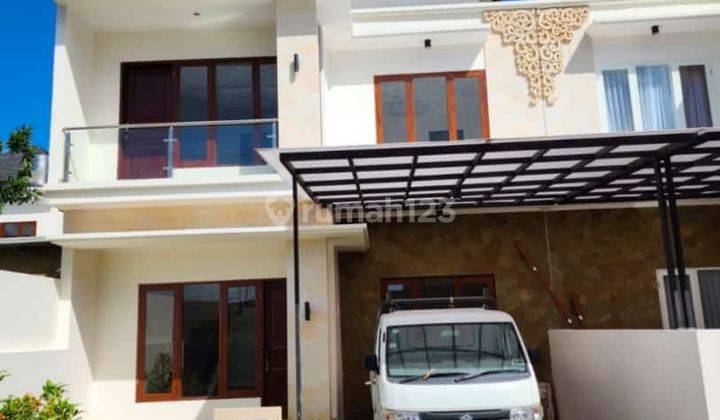 Rumah Modern Minimalis Sunset Road Seminyak 1