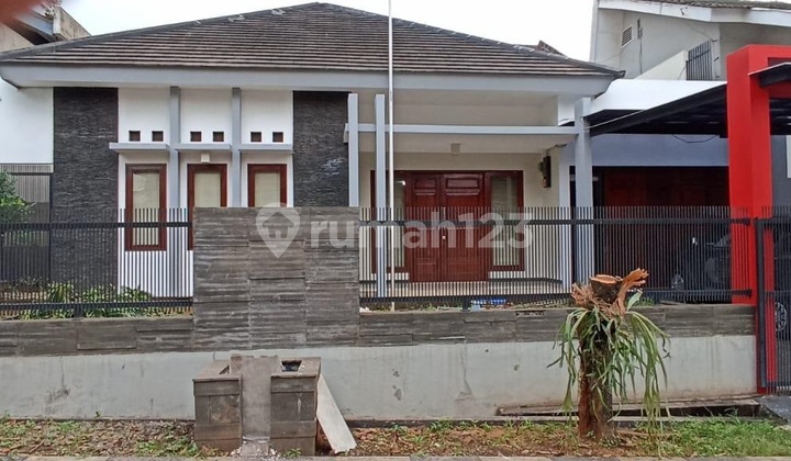Rumah Mewah Bagus 1,5 Lantai Semi Furnished Cinere, Jak Sel Rumah Mewah Bagus 1,5 Lantai Semi Furnished Cinere, Jak Sel