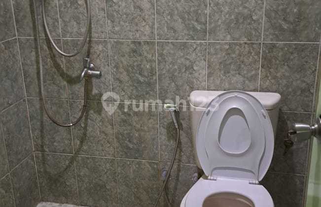Rumah Kontrakan 1 1/4 Lantai Bagus Metland Menteng, Jakarta Timur 2
