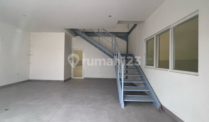 Gudang Siap Pakai Lt.546 Lb.434 Makassar 