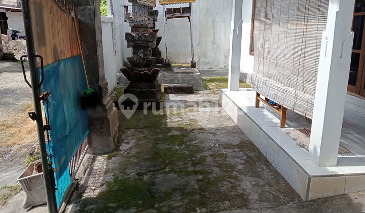 TURUN HARGA !! TANAH 200m bonus RUMAH di Jimbaran Taman Penta  