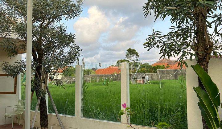 Rumah Semi Villa Umalas