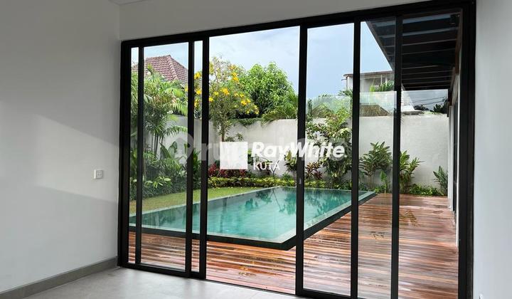 Brand New Ocean View Villa di Jimbaran